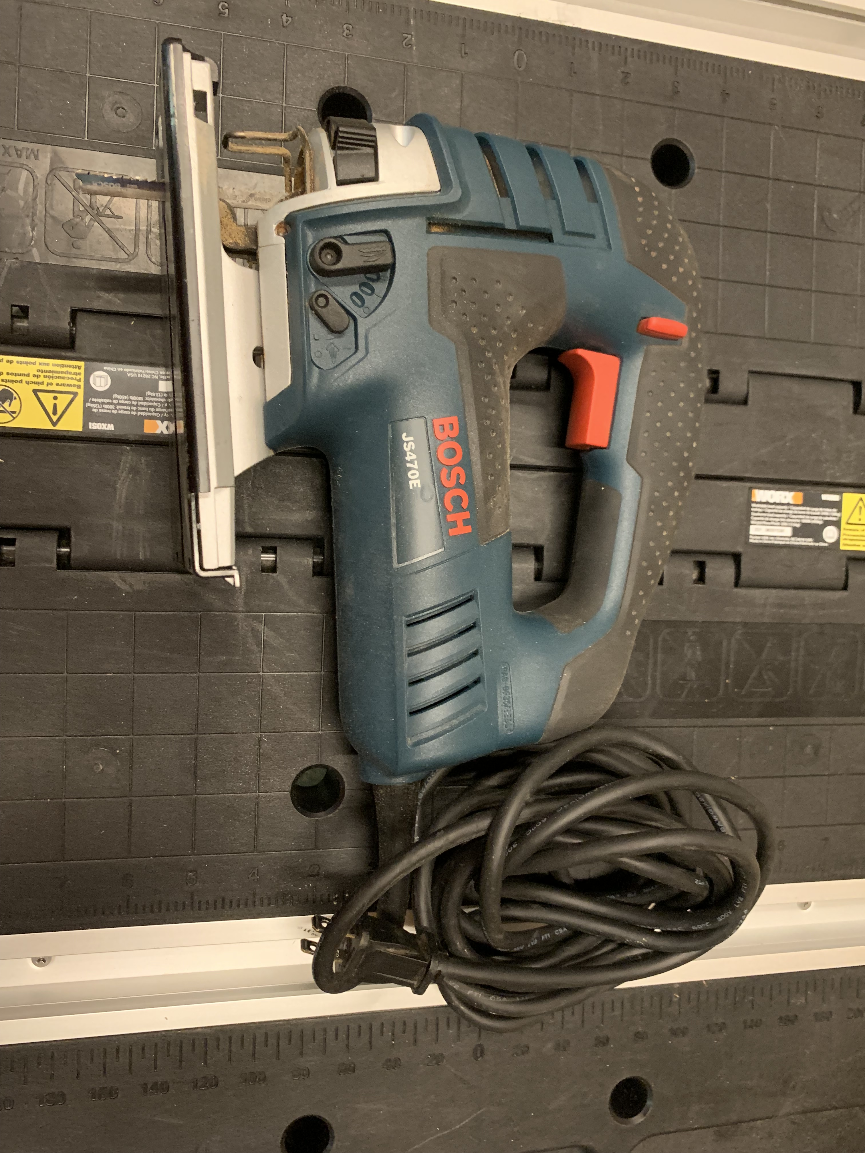 Bosch JS470E Jig Saw