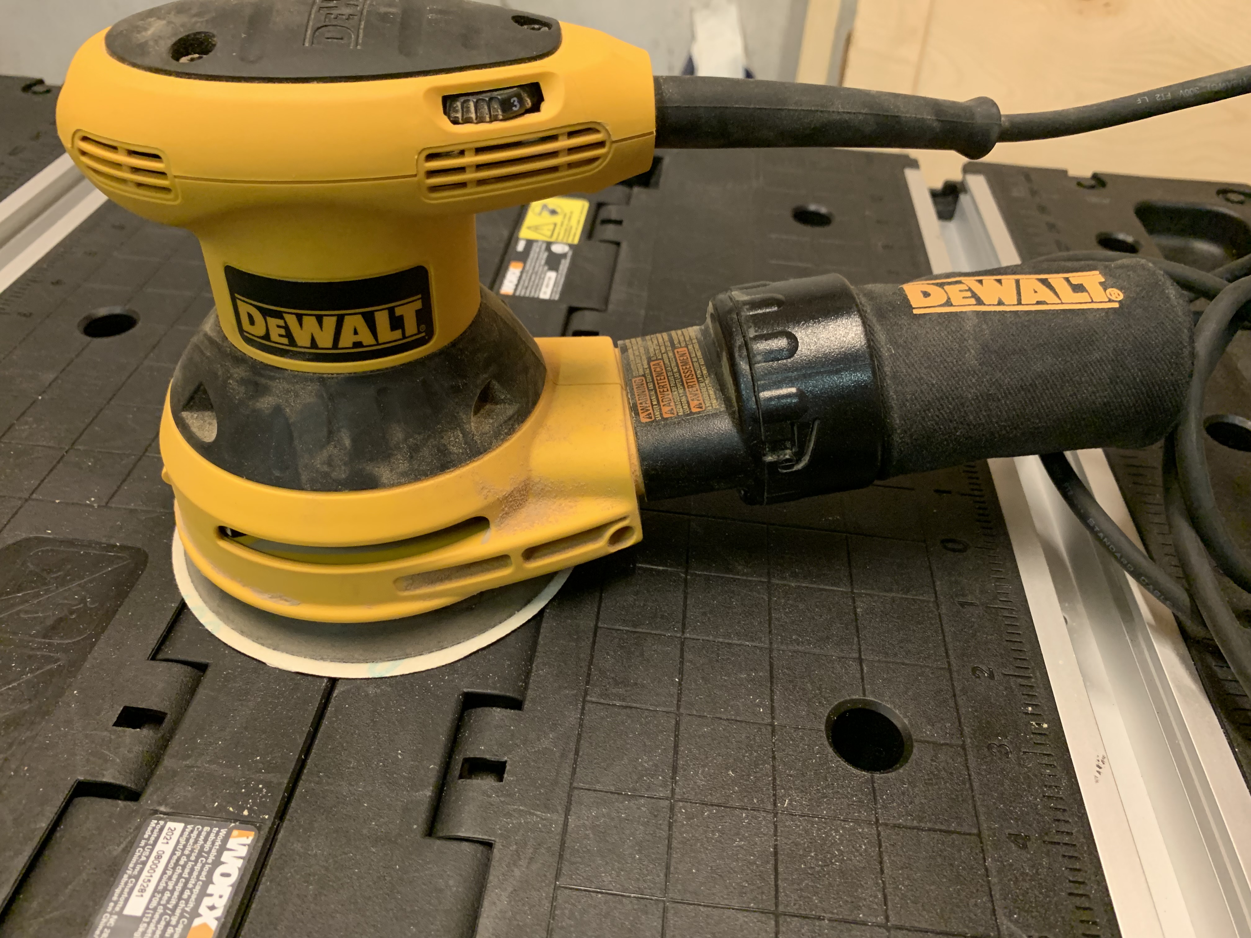 Dewalt D26453 Var Speed Random Orbit Sander